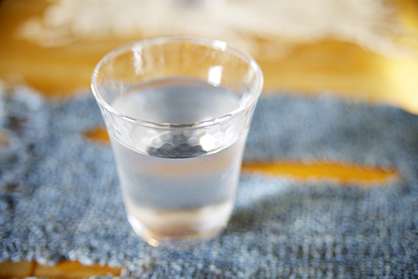 設置もフィルター交換も簡単。子どもに安心して飲ませられます